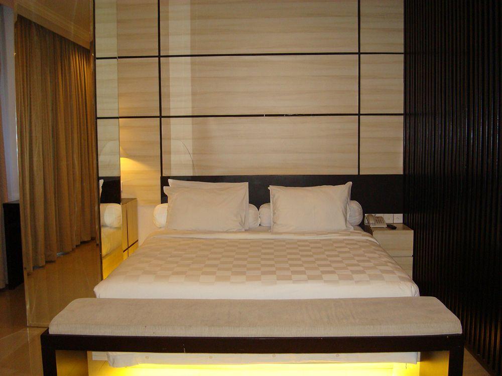 Ap Suite Apartment Kuta  Exterior photo