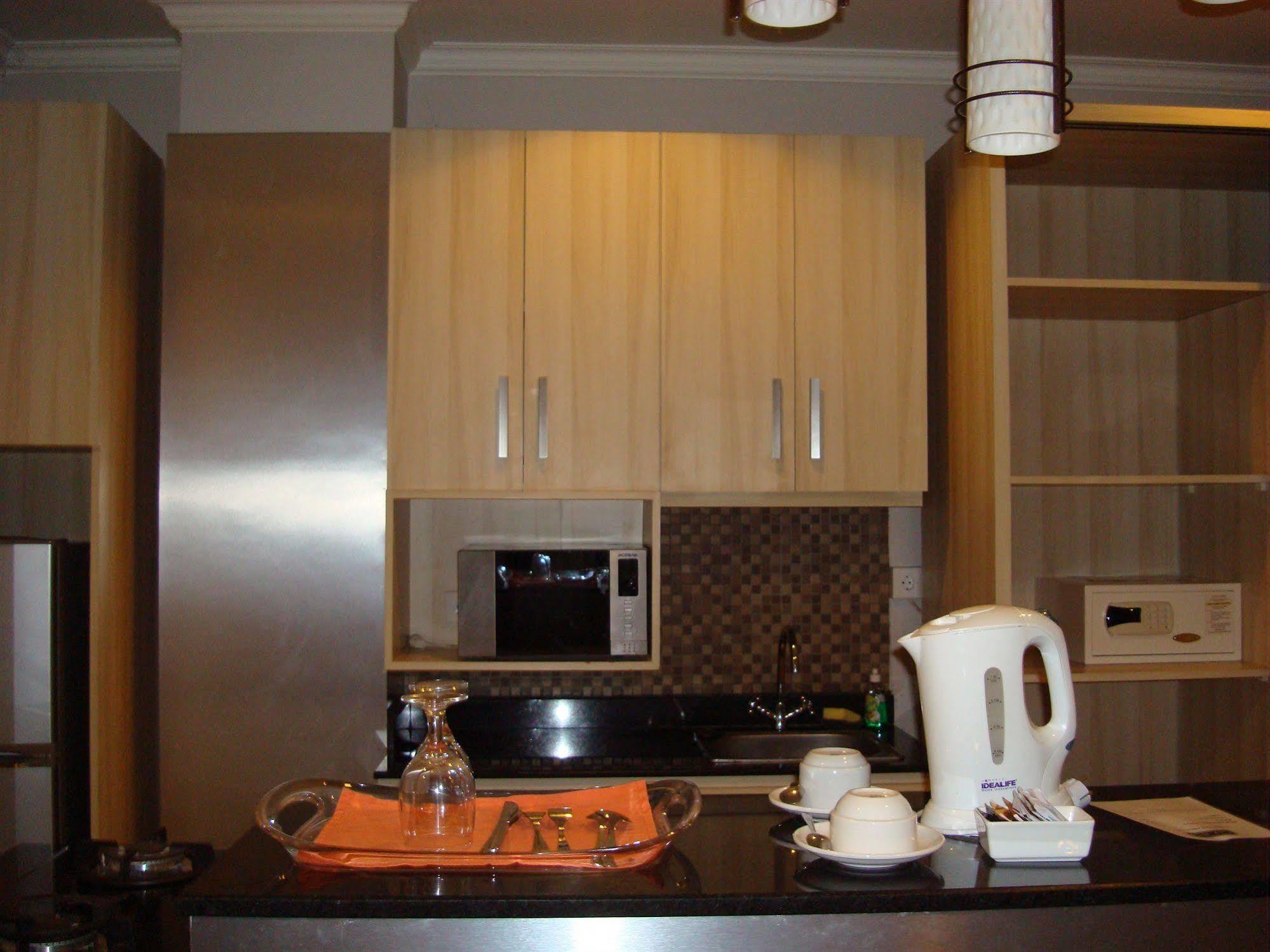 Ap Suite Apartment Kuta  Exterior photo